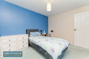 Bedroom- click for photo gallery